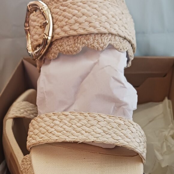 BRAND NEW IN BOX dolce vita Zophy Ivory Raffia Slide Sandal With Gold Loop - Picture 6 of 10
